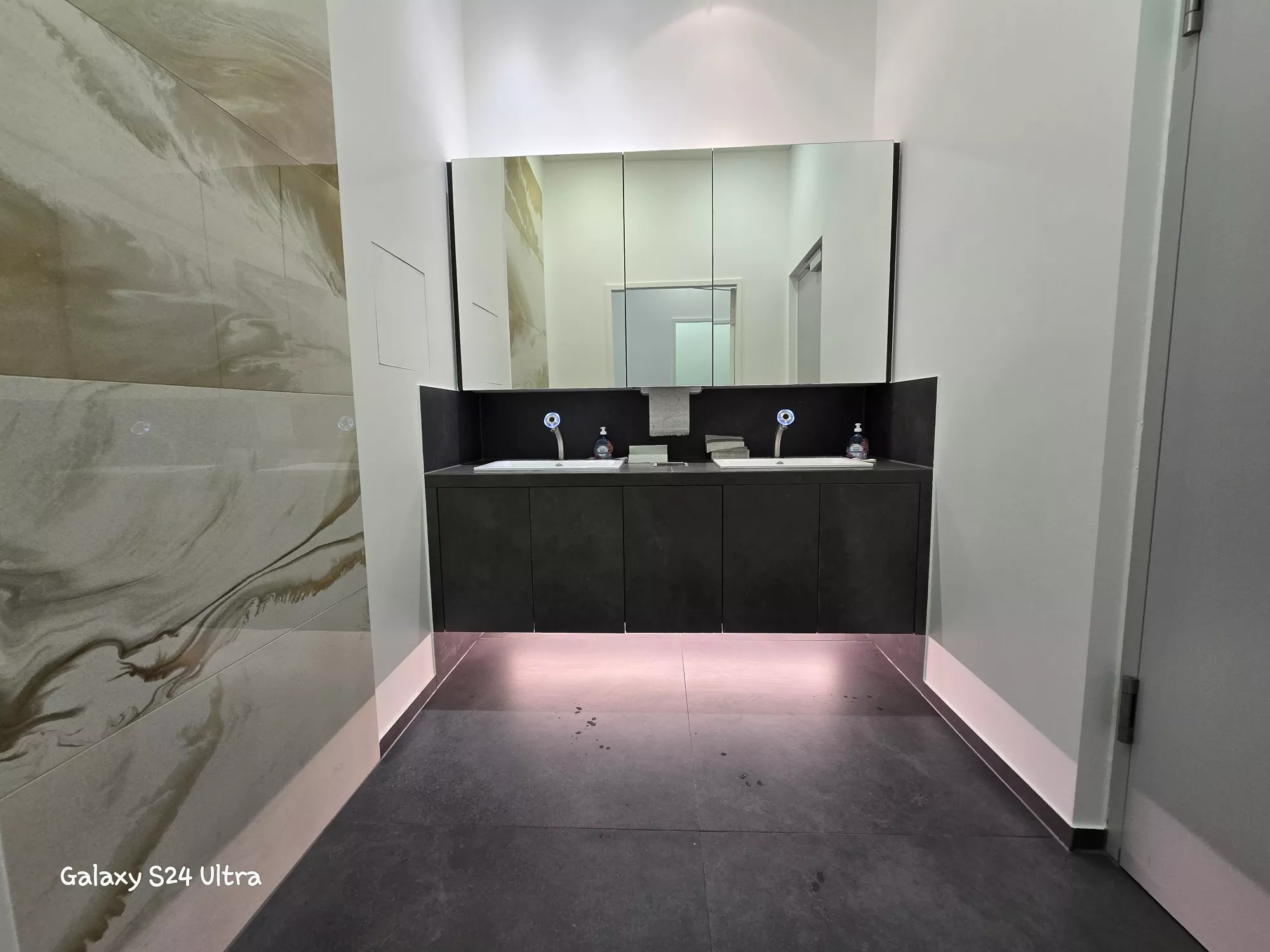 Hartung Fliesengalerie Hartung Fliesengalerie