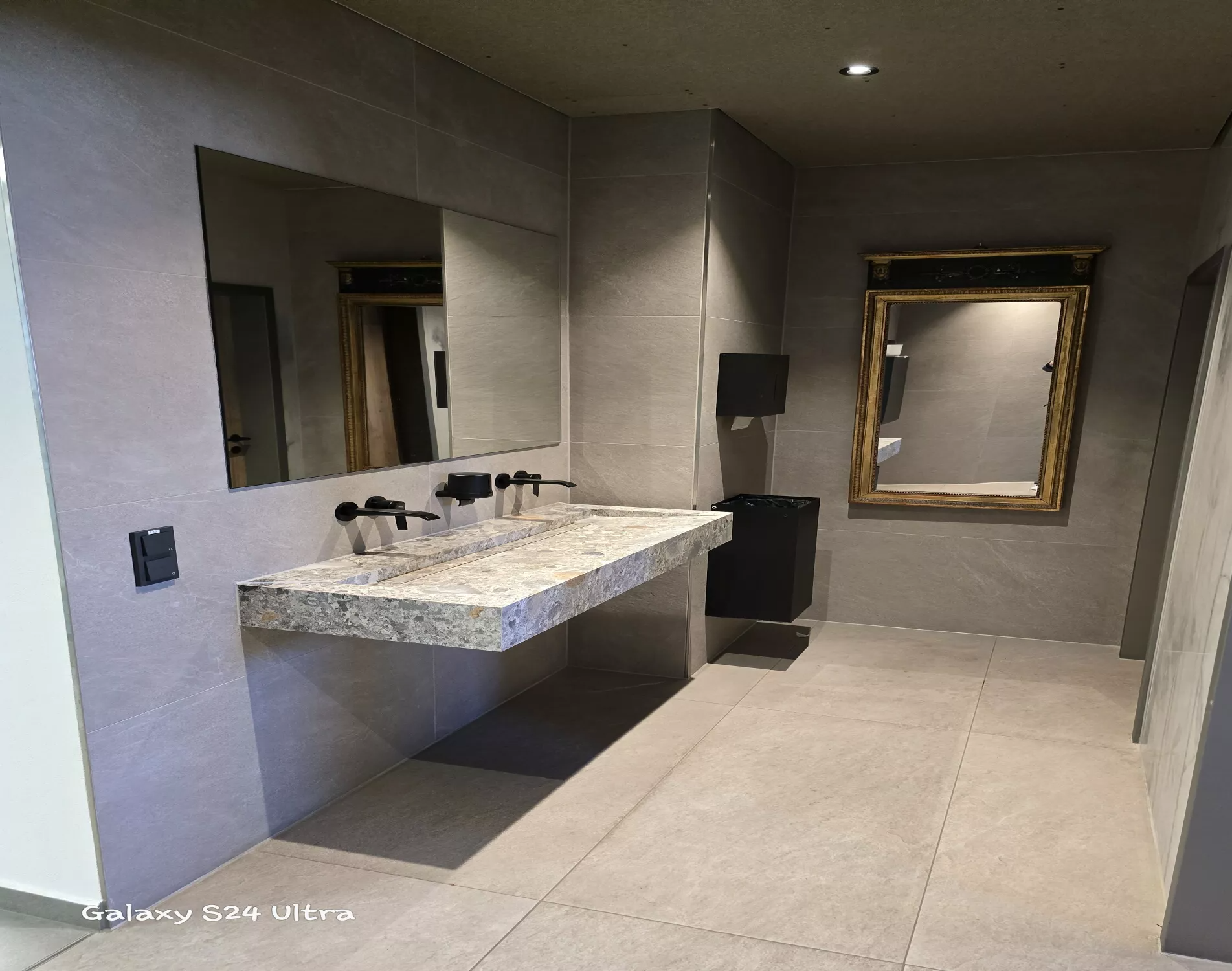 Hartung Fliesengalerie Hartung Fliesengalerie